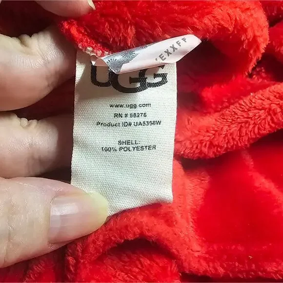 UGG Christmas Ribbon Red Miranda plush hooded robe with belt tie size M - Picture 8 of 10